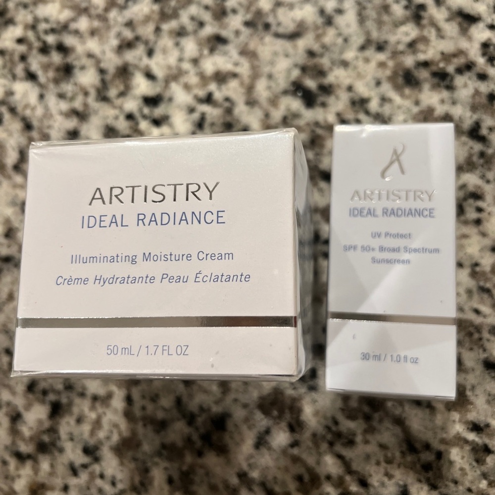 Amway Artistry Ideal Radiance Illuminating Moisture Cream & Sunscreen UV SPF 50+